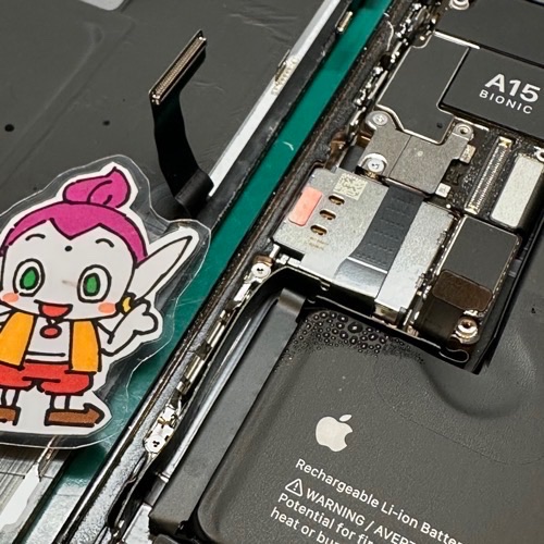 水没反応が出たiPhone内部の状態