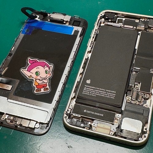 iPhoneSE3に取り付ける純正画面部品