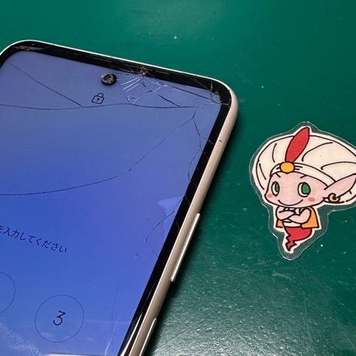 画面が割れてしまったLibero 5G II（A103ZT）の状態確認