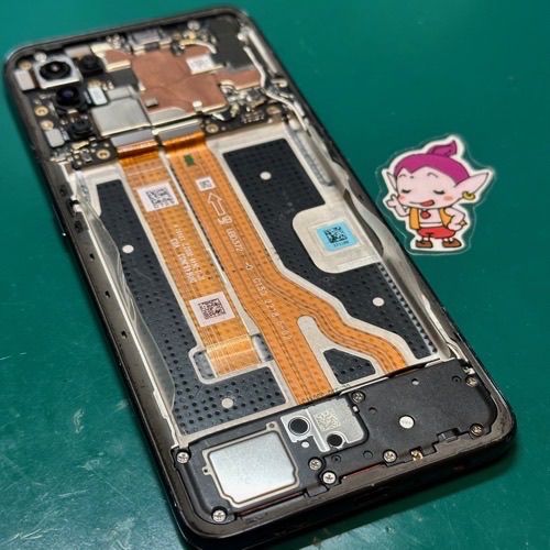 OPPO Reno5A バッテリーを外して内部点検