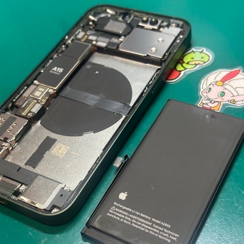劣化したバッテリーの取り外し