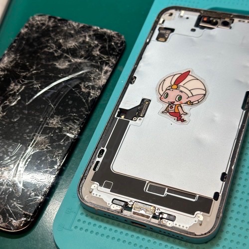 破損したディスプレイの取り外し