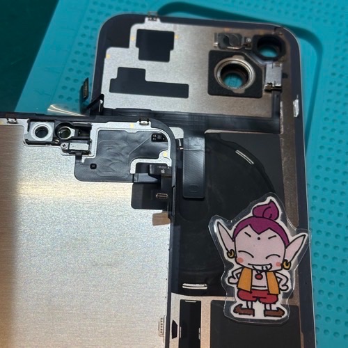 精密パーツの移植作業