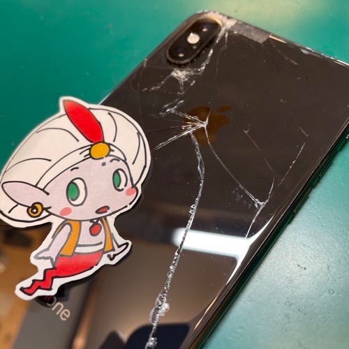 町田市からお越しのお客様 iPhone XS背面交換