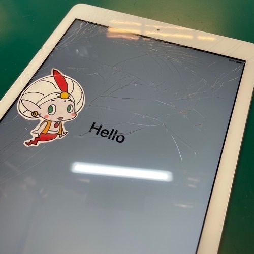小平市からお越しのお客様 iPad 5画面割れ修理