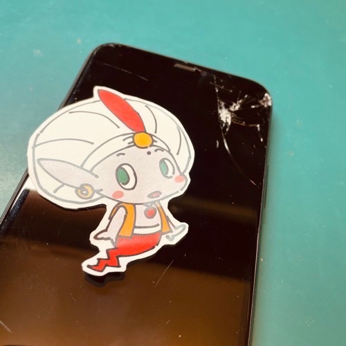 多摩市からのお客様　iPhone 11Pro　画面割れ修理