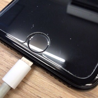 立川市からのお客様　iPhone6 ドッグコネクタ＋バッテリー交換