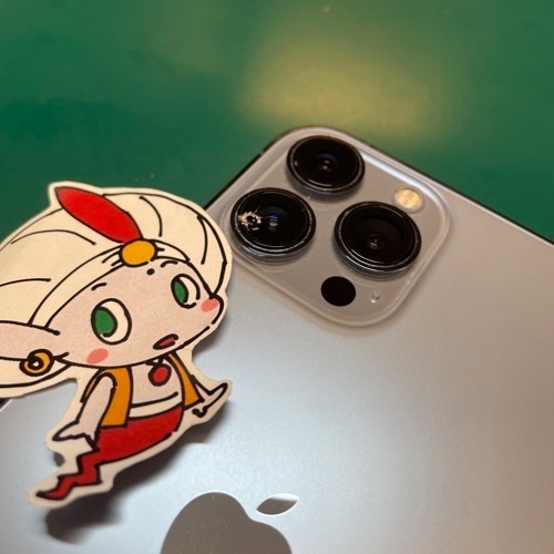  小平市からのお客様　iPhone13Pro　リアカメラレンズ割れ修理