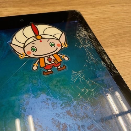 画面が割れているiPad5