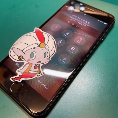  立川市からのお客様　iPhone 8　画面液晶不良修理