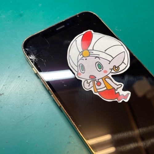 国立市からお越しのお客様 iPhone 12Pro画面、バッテリー交換修理
