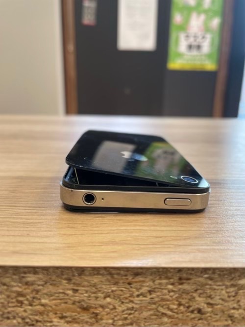 昭島市からお越しのお客様　iPhone 4Sバッテリー交換