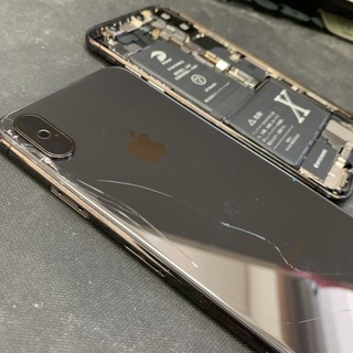 茨城県からのお客様　iPhoneX（アイフォン10）背面フレーム交換修理