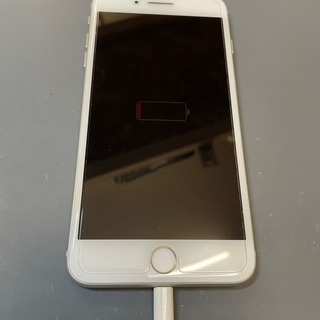 国立市からお越しのお客様　iPhone8プラス　コネクター交換