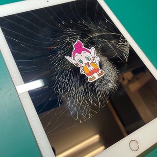 立川市からお越しのお客様 iPad 6画面割れ修理