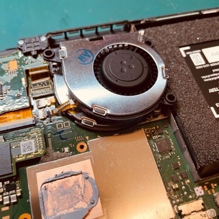 羽村市からお越しのお客様 Nintendo Switch 冷却ファン交換修理