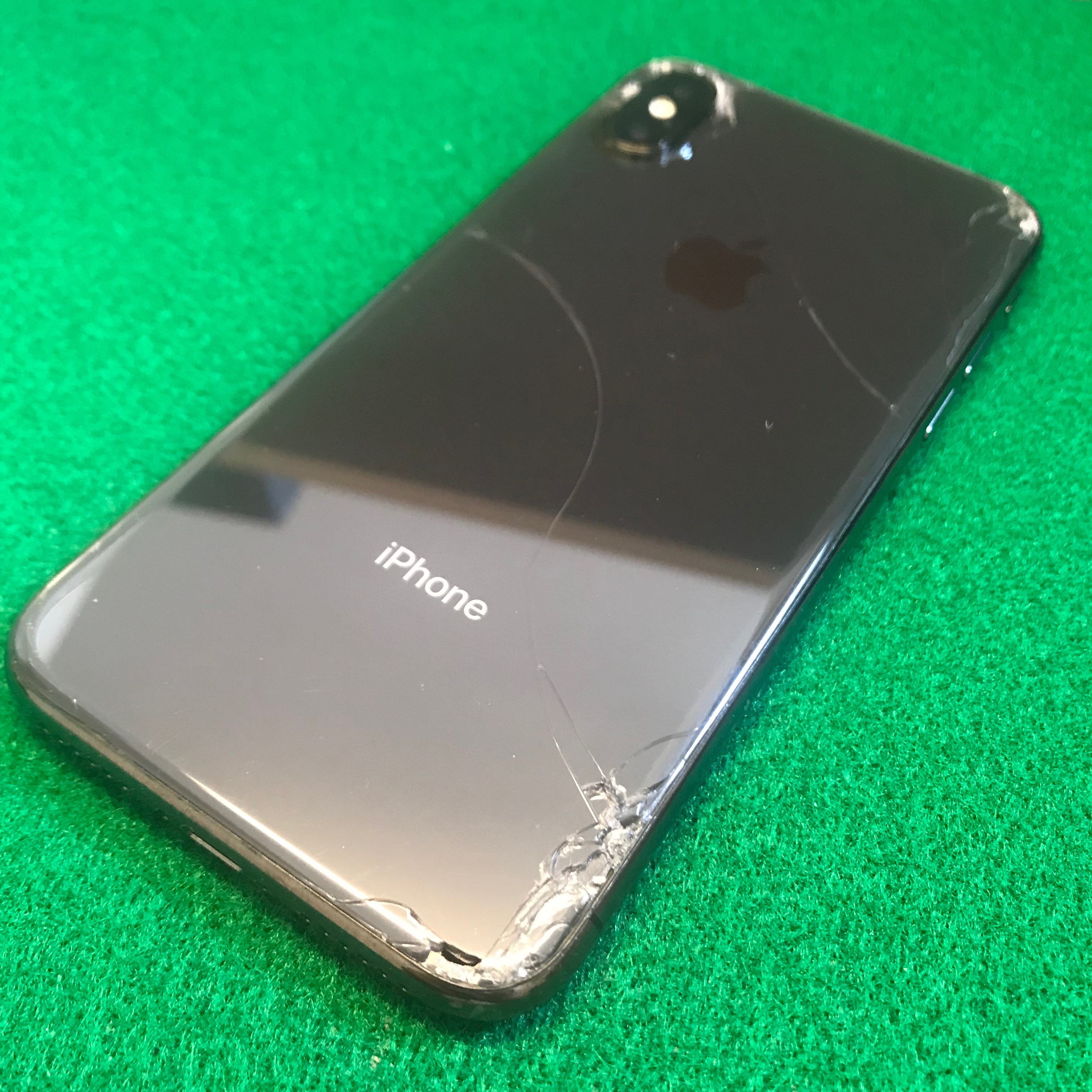 立川市からのお客様 iPhoneX（アイフォンX）の背面ガラス交換修理：機種：iPhone X｜修理事例のご紹介