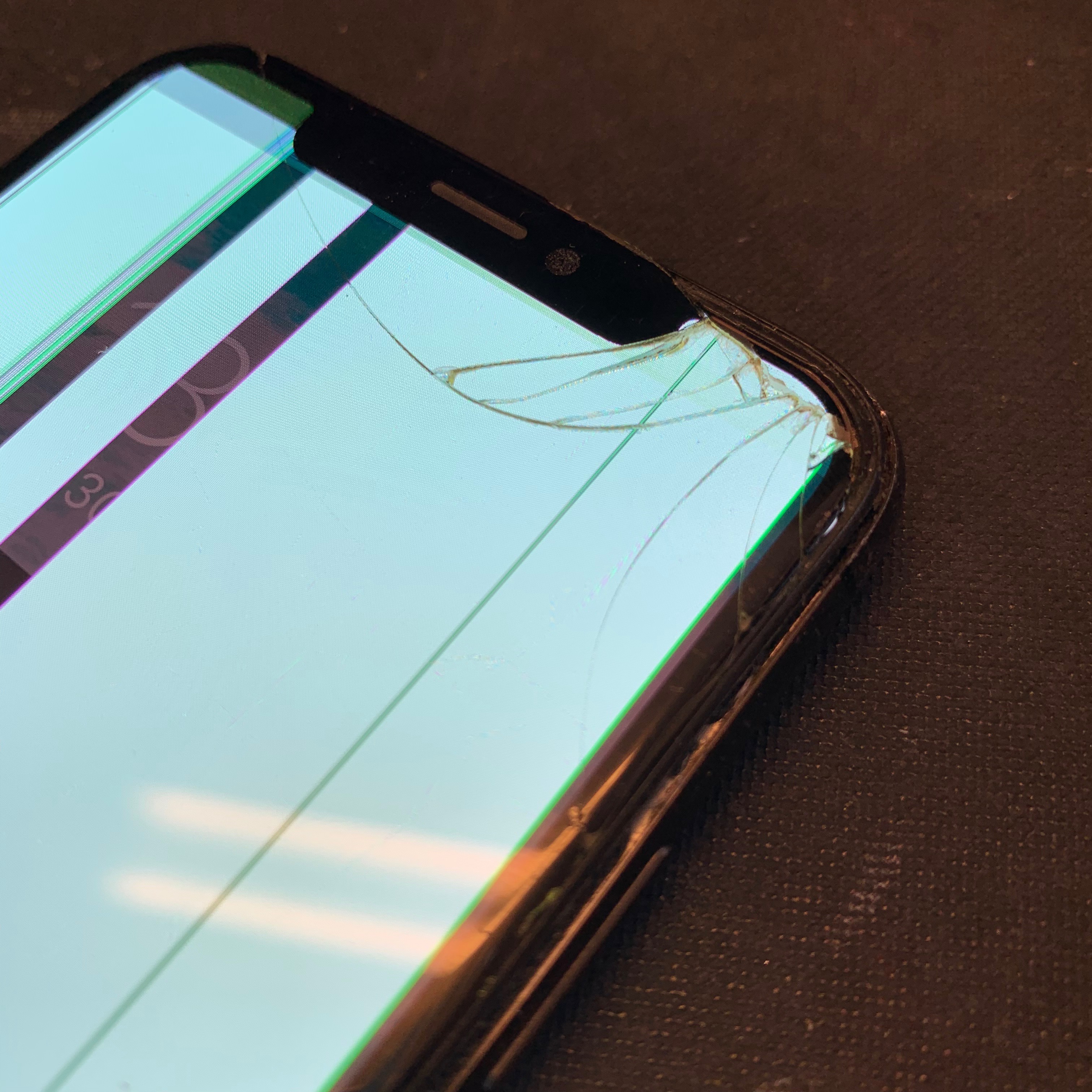 立川市からのお客様 iPhoneX（アイフォンX）ガラスが割れたら液晶故障 ...